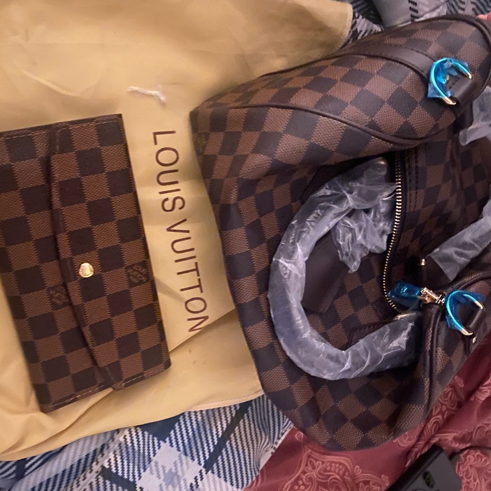 Purse and wallet